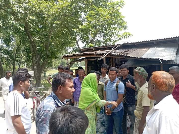 প্রধানমন্ত্রীর রংপুর আগমনকে সফল করতে সাধারণ মানুষের সাথে মতবিনিময় করলেন আওয়ামীলীগ নেত্রী সুমনা আক্তার লিলি