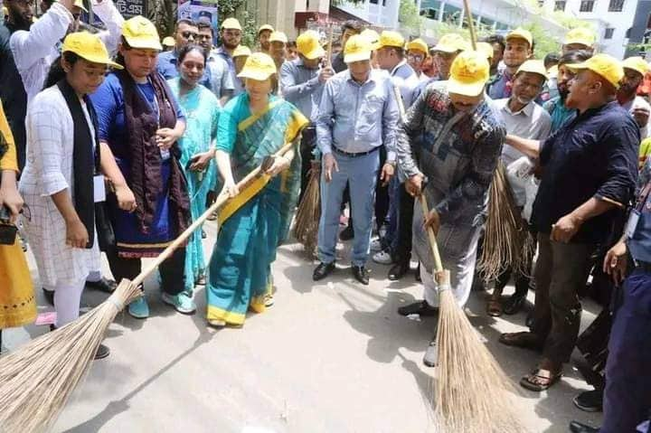 ফেনিতে ডেঙ্গু প্রতিরোধে সচেতনামুলক র‍্যালি অনুষ্ঠিত 